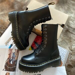 Dr. Martens Jadon Hi Boot